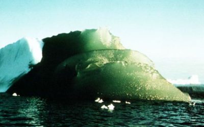 ¿Por qué hay icebergs verdes?